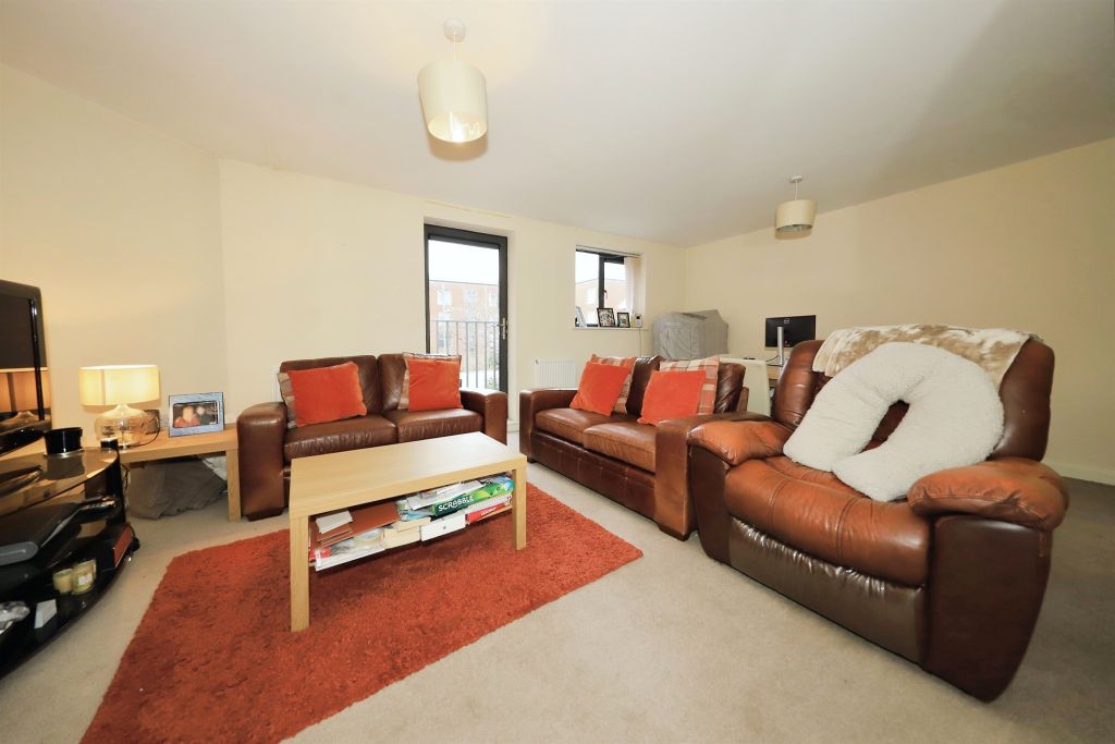 Property photo 3 of 17