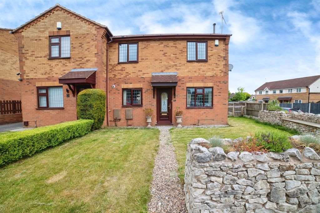 Property photo 1 of 17