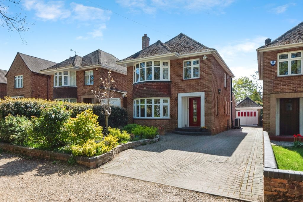 Property photo 1 of 17 Front