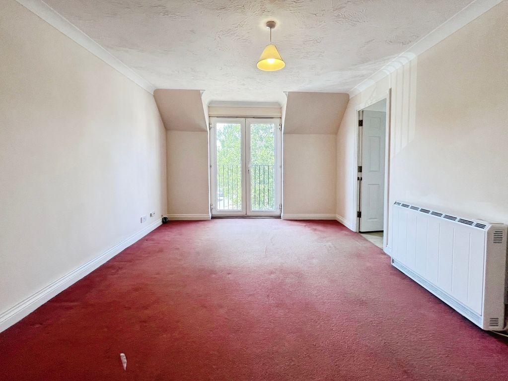 Property photo 3 of 8 Pbox-Img.Jpg