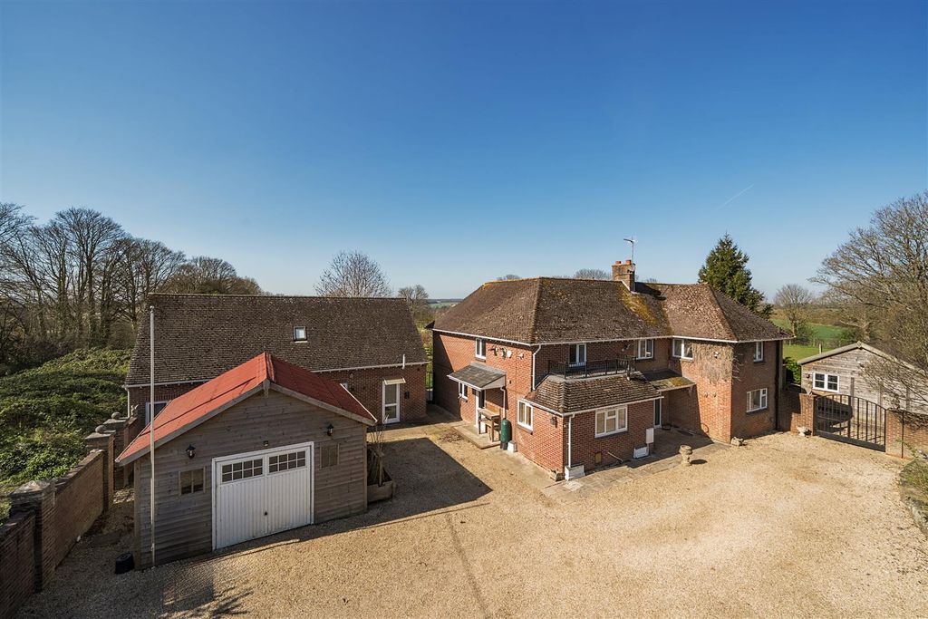 Property photo 1 of 18 67Ec6B210E6E2-1272176 Ele (1).Jpg