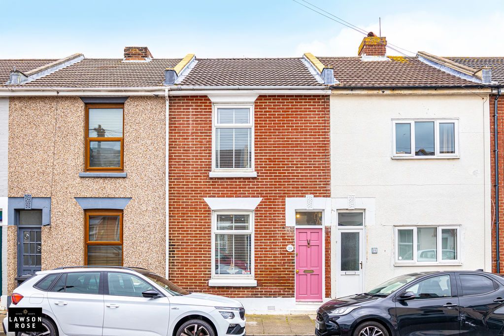 Property photo 1 of 29 .