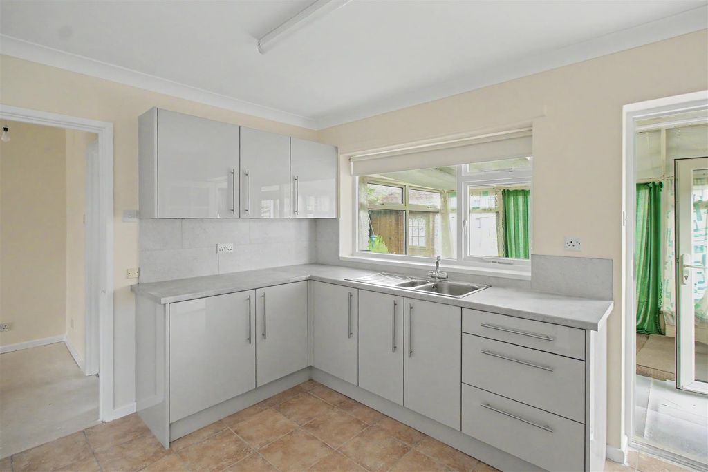 Property photo 2 of 13 Kitchen
