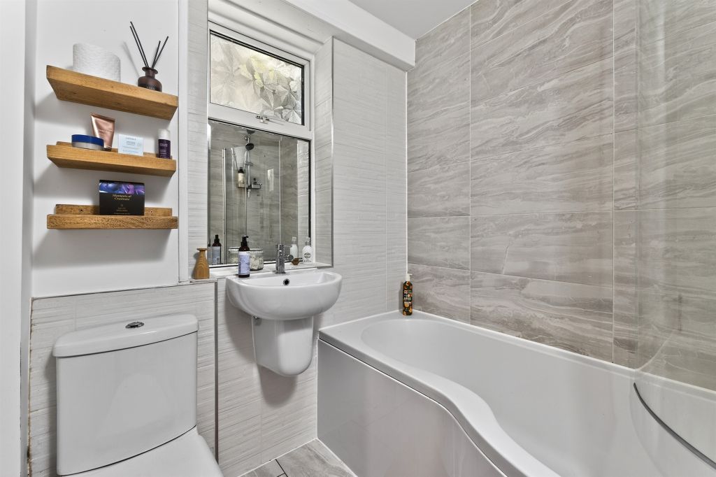 Additional image 12 of 2 bed flat for saleDorchester Avenue, Glasgow G12
