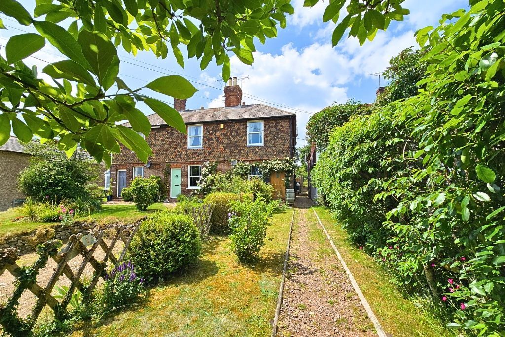 Property photo 2 of 18