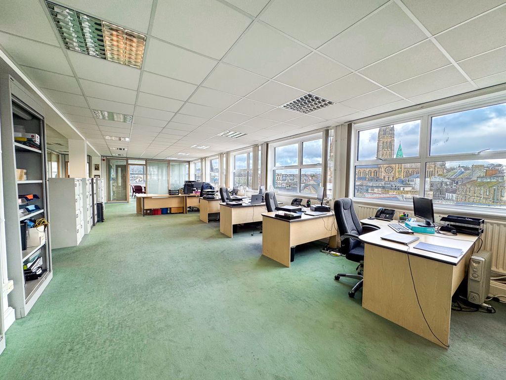 Property photo 2 of 9 Photo 7