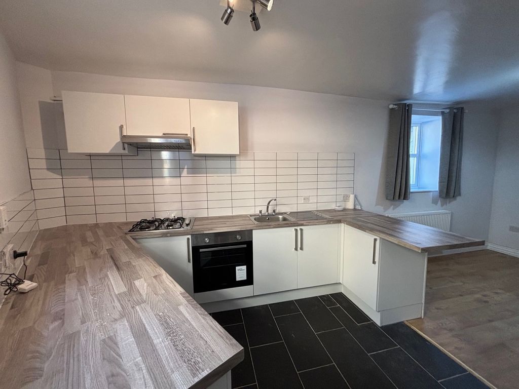 Property photo 2 of 9 Not Specified