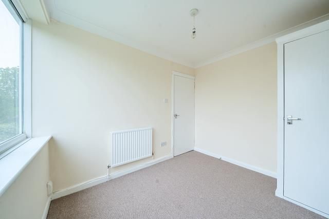 Property photo 3 of 6 Bedroom