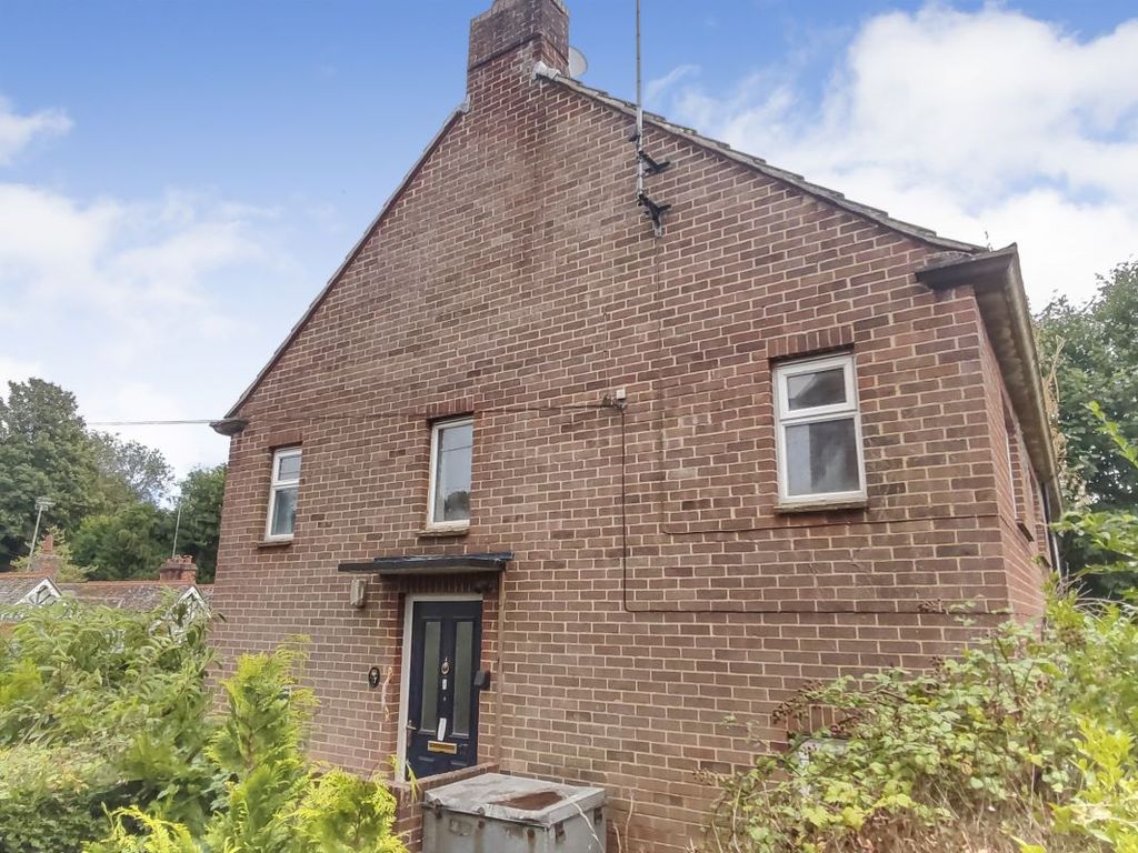 Property photo 2 of 9