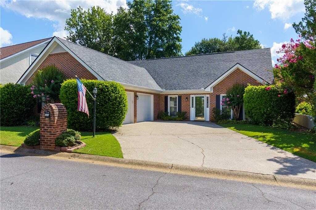 Property photo 1 of 31