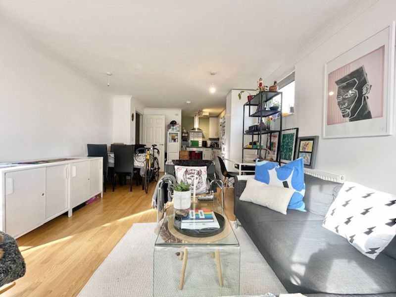 Property photo 1 of 7 Photo 10