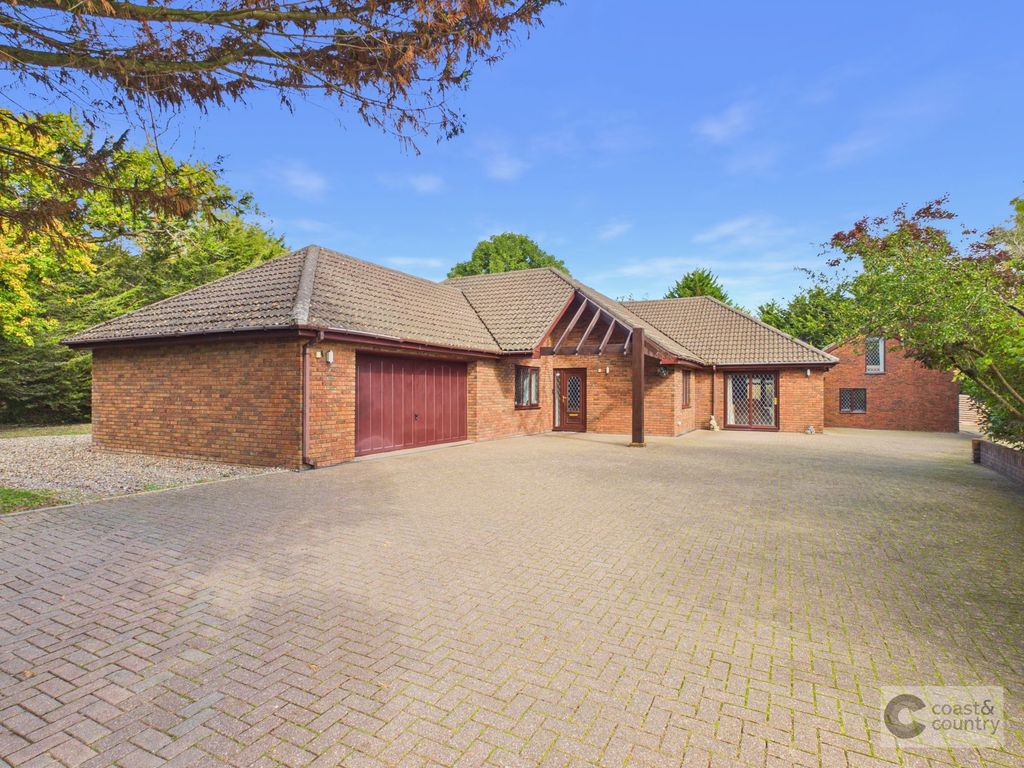Property photo 1 of 36