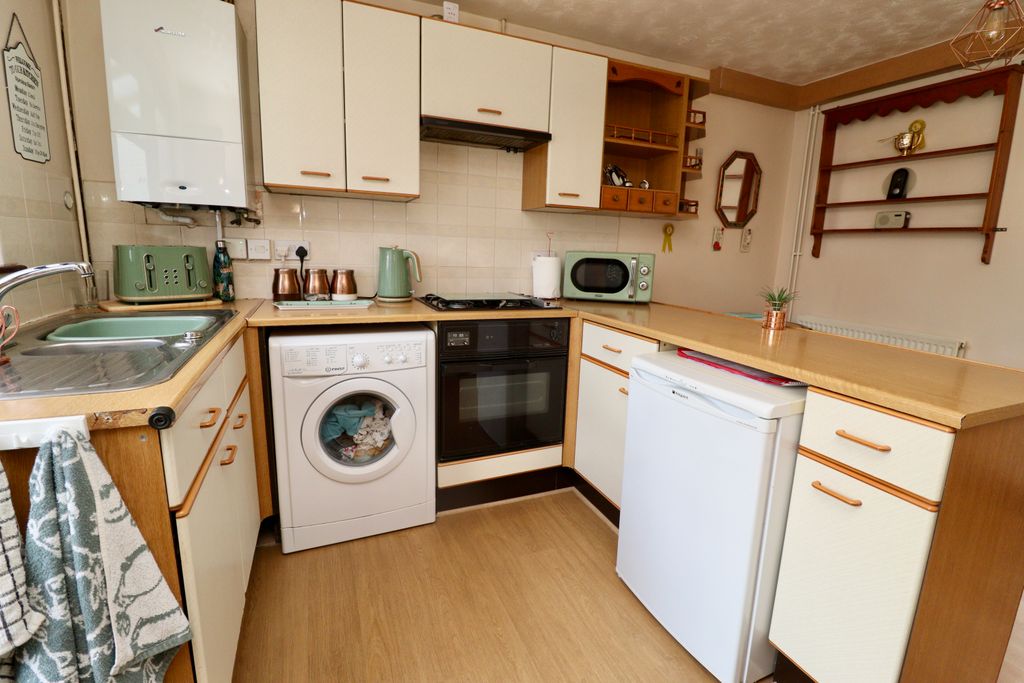 Property photo 2 of 15 Img_9676