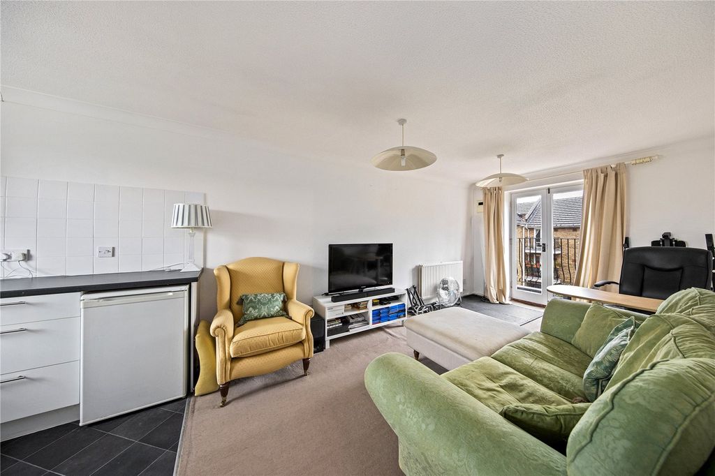 Property photo 2 of 13 Picture No. 03