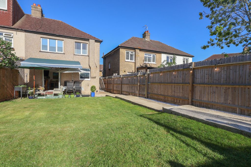 Property photo 3 of 15