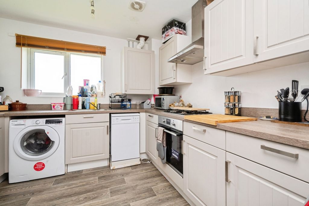 Property photo 3 of 10 Pbox-Img.Jpg