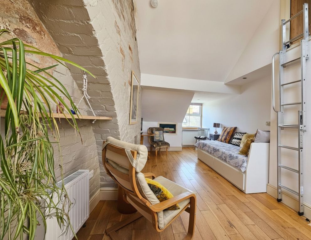 Property photo 2 of 16 Carmel 16