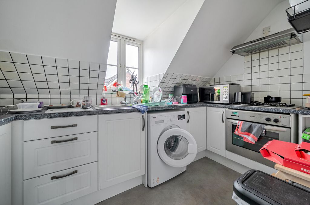 Property photo 3 of 10 1382236-16-69171B...