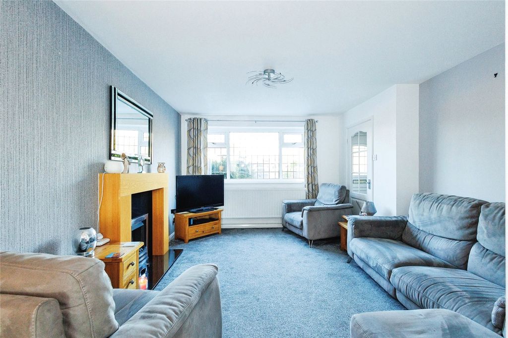 Property photo 2 of 14 Picture No. 30