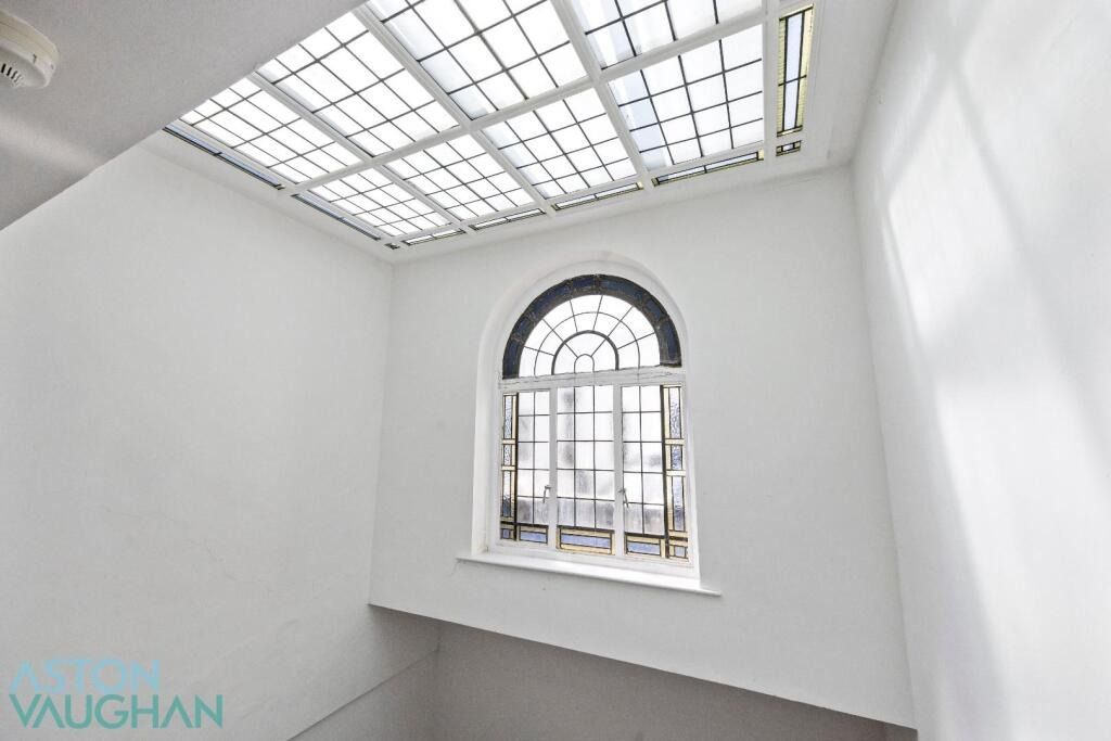 Property photo 3 of 23 4545642