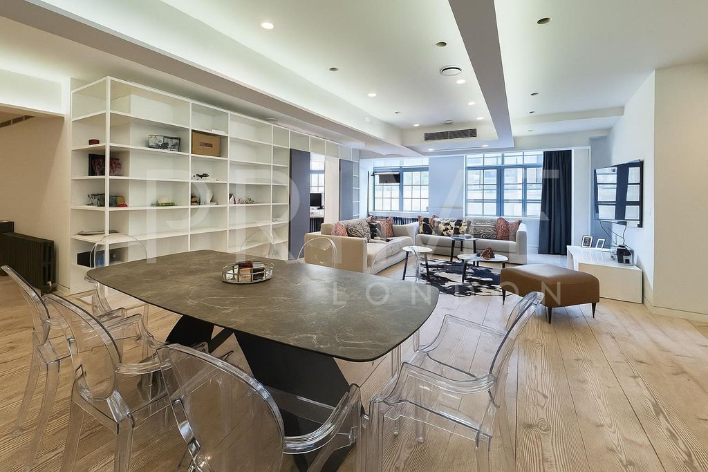 Property photo 3 of 12 3.Jpg