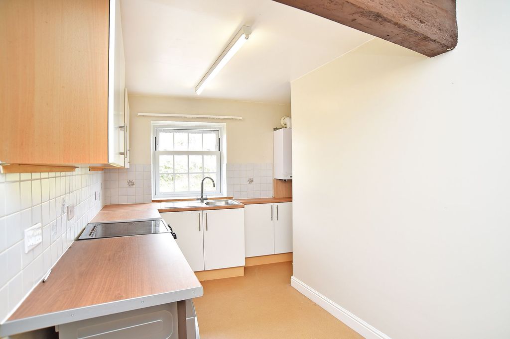 Property photo 3 of 5