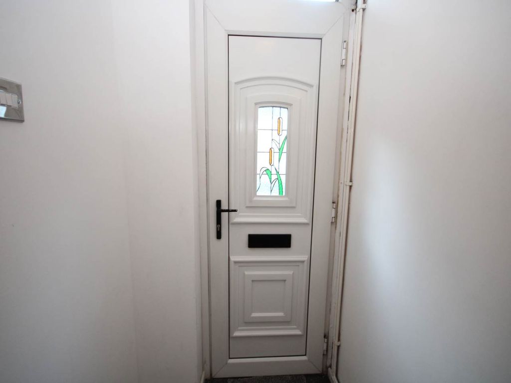 Property photo 2 of 10 Porch