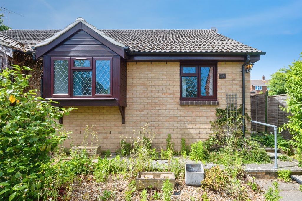 Property photo 1 of 11