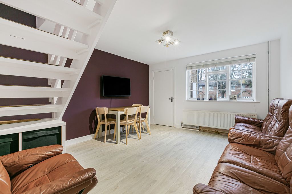 Property photo 2 of 22 Reception Room