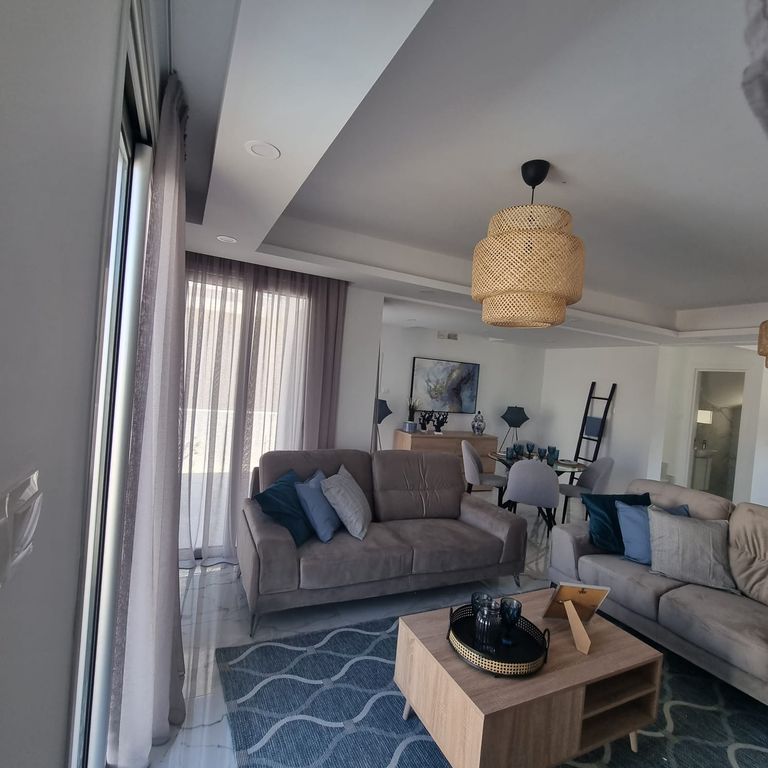 Property photo 3 of 47