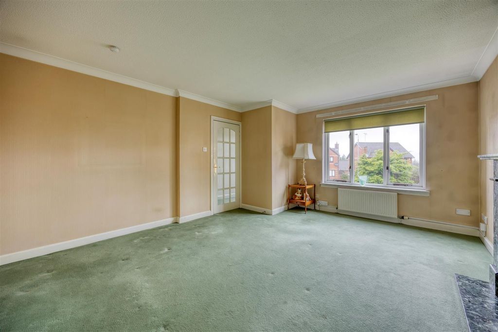 Property photo 3 of 22 96_Glen_Douglas_Drive_Cumbernauld_008.Jpeg