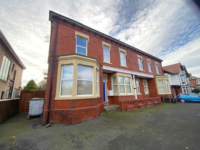 Property photo 1 of 9