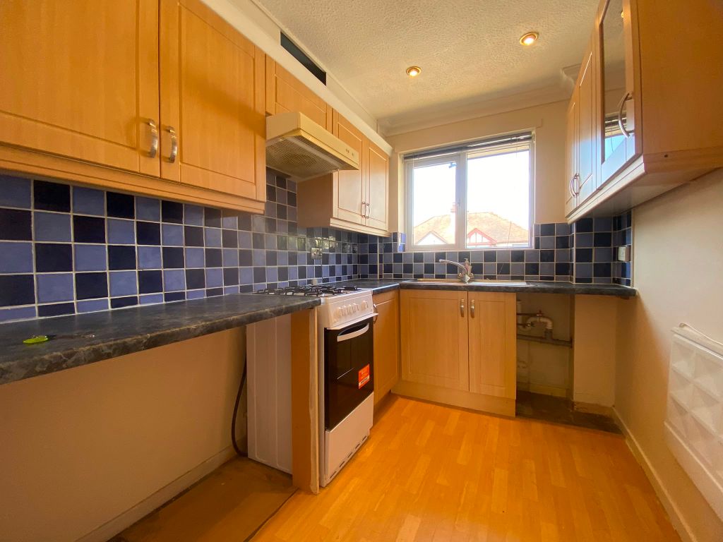 Property photo 2 of 12 Image