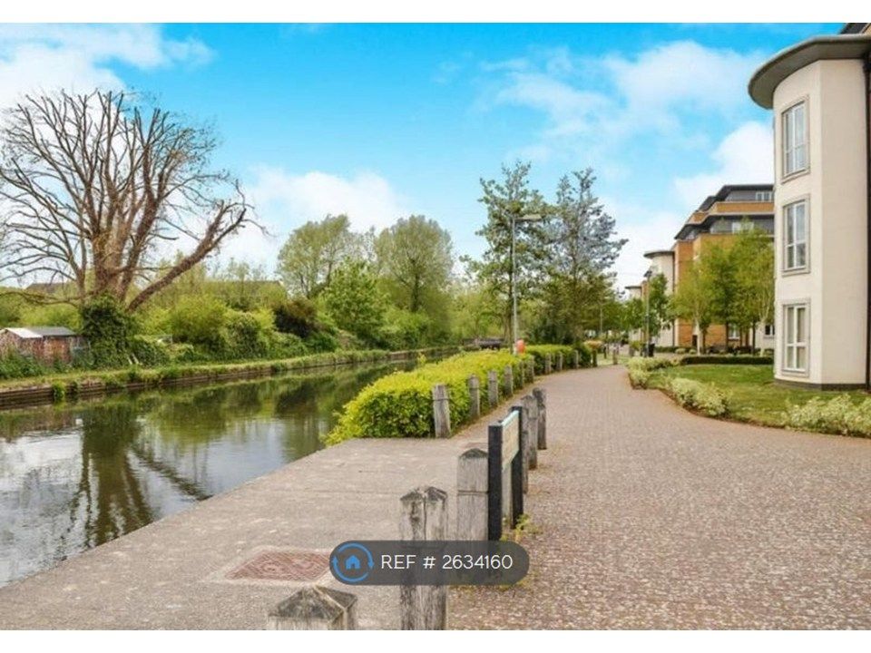 Property photo 1 of 6 Beautiful Canal Walks Nearby