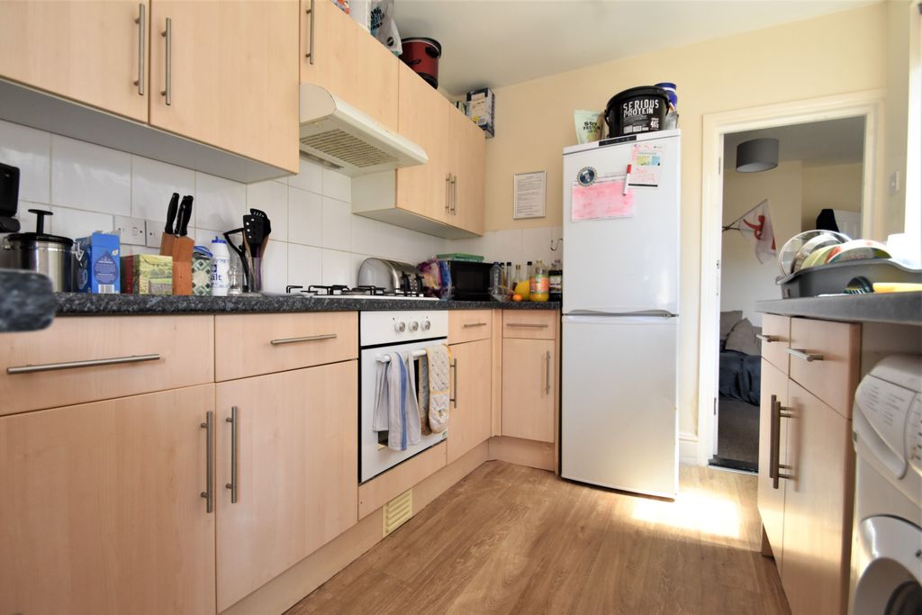 Property photo 2 of 9 Photo 02