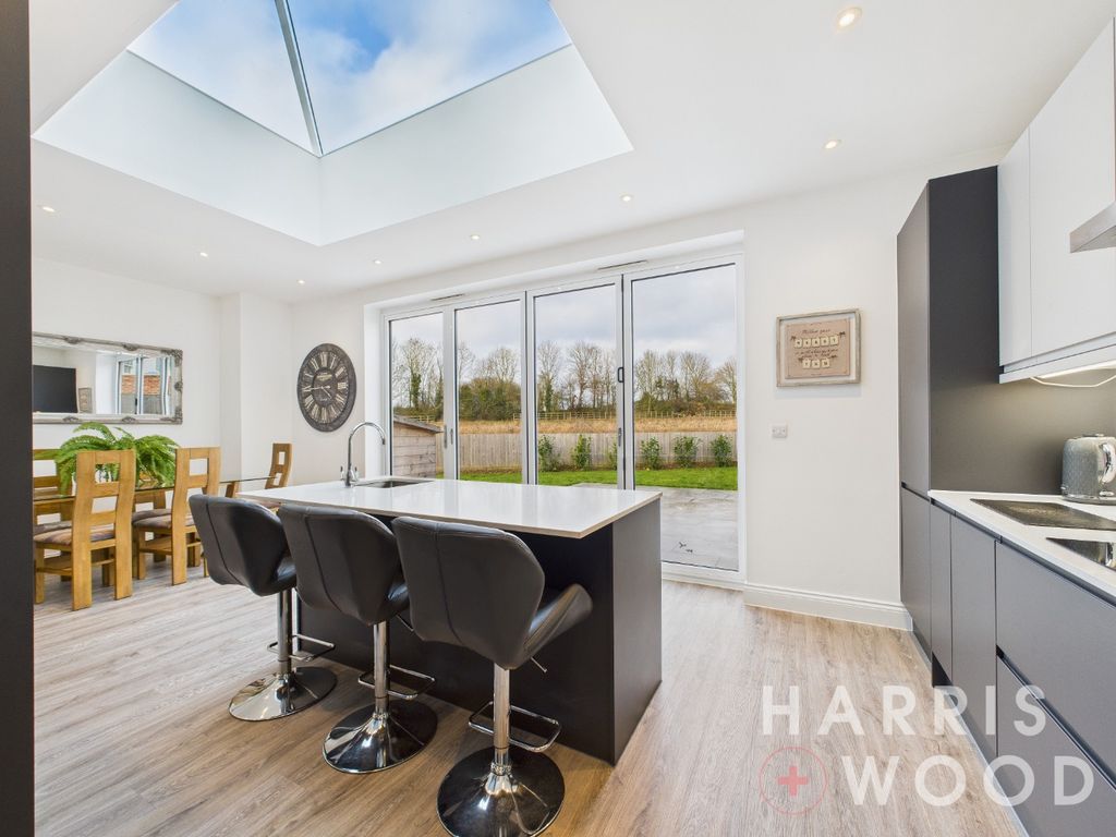 Property photo 2 of 35 4804306