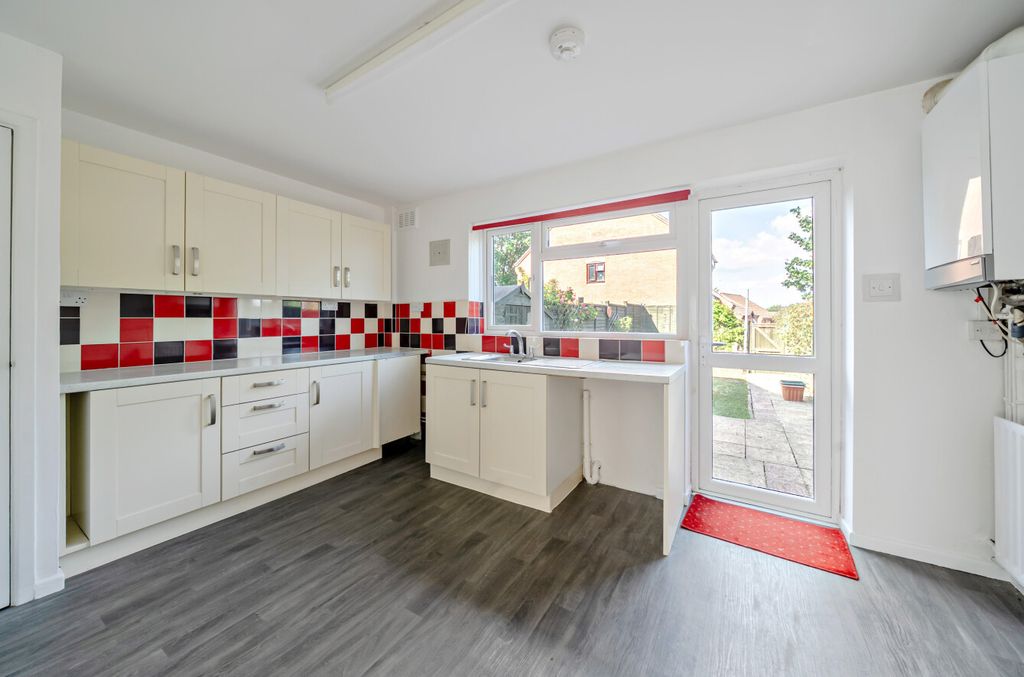 Property photo 3 of 8 1494524-11-6A57E2...