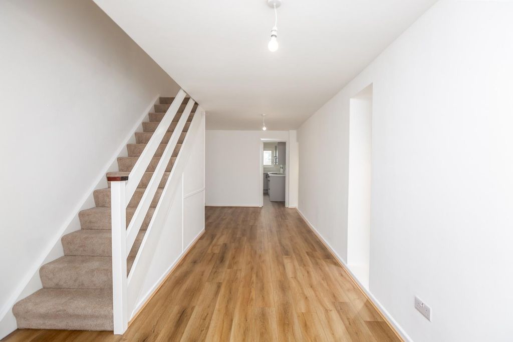 Property photo 3 of 35 Cz0A0356-Edit.Jpg
