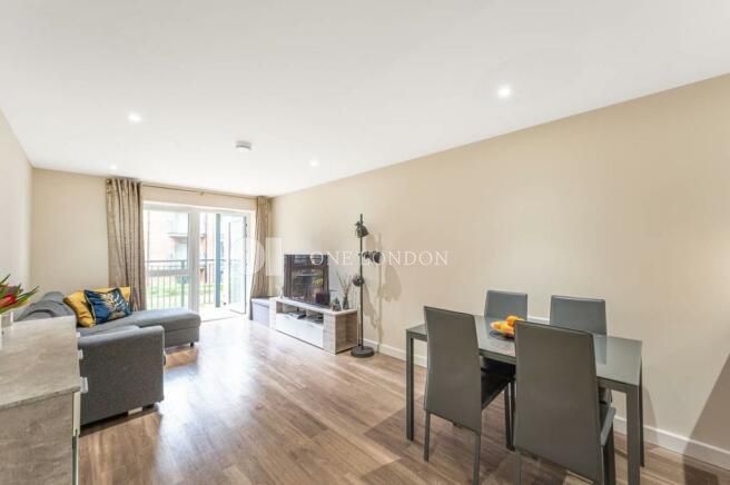 Property photo 2 of 9