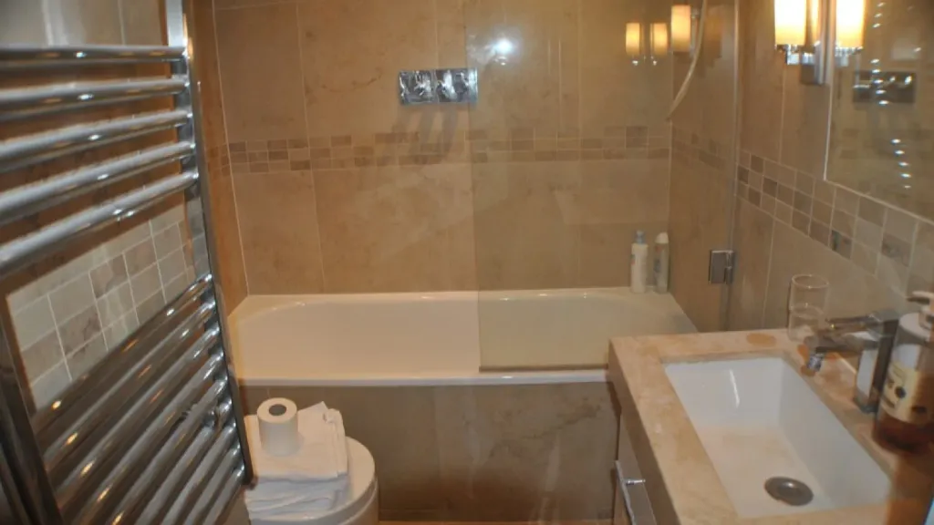 Property photo 3 of 4 Image 3