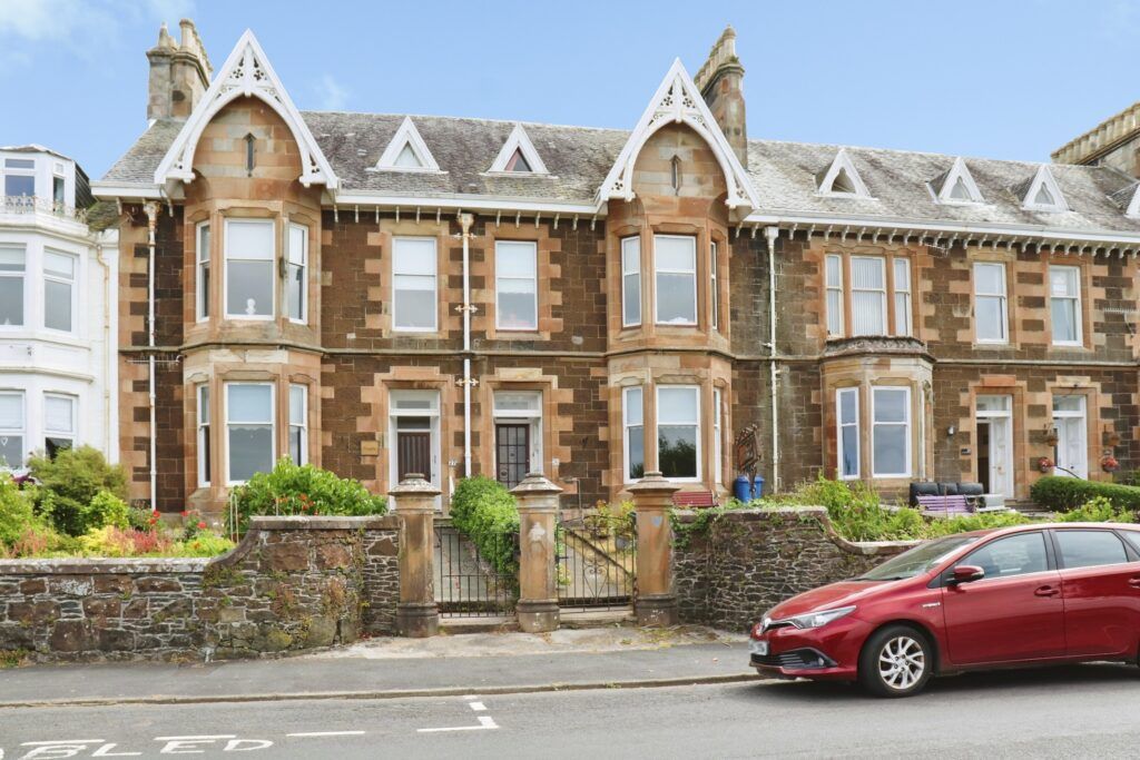 Property photo 1 of 16