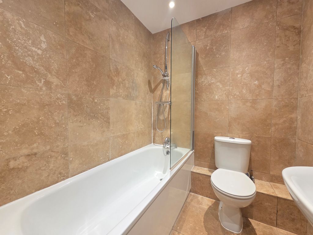 Property photo 3 of 7 20250804_151933