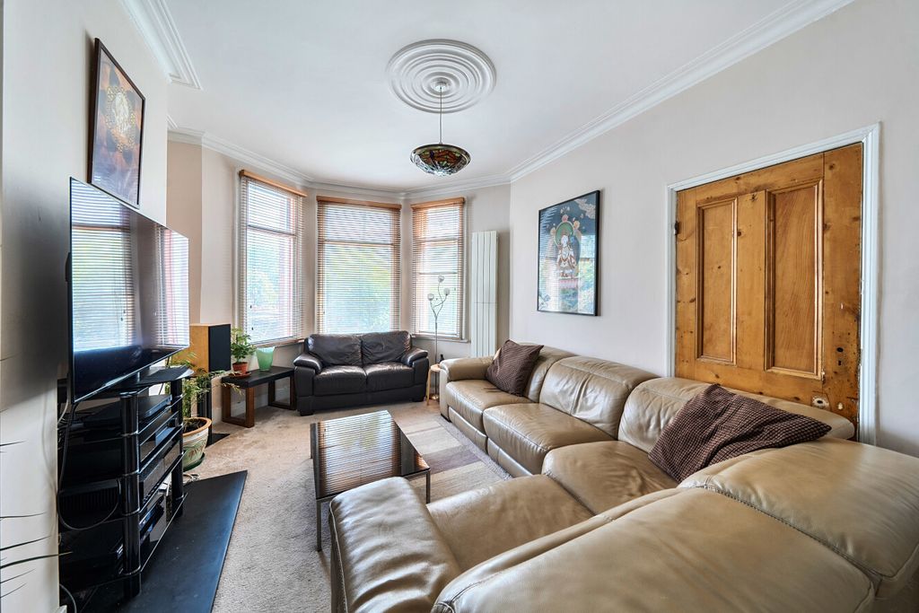 Property photo 2 of 21 1455000 (18).Jpg