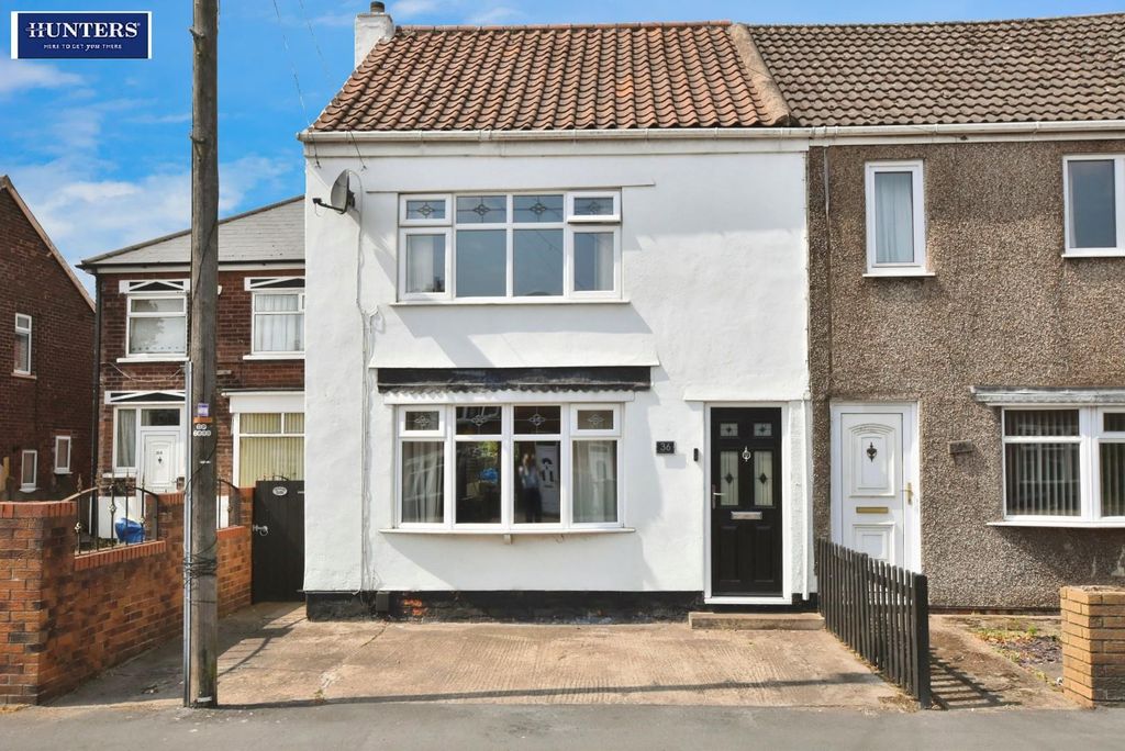 Property photo 1 of 25