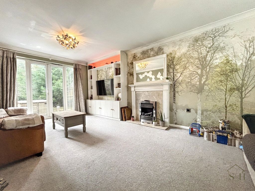 Property photo 3 of 14