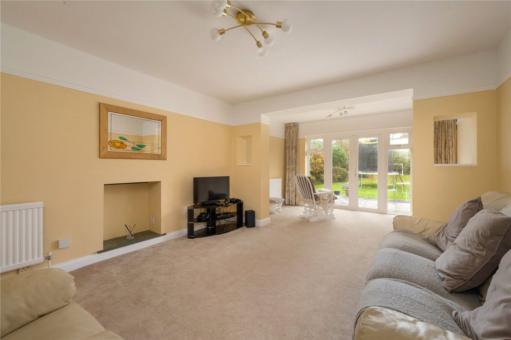 Property photo 3 of 22 Picture No. 04