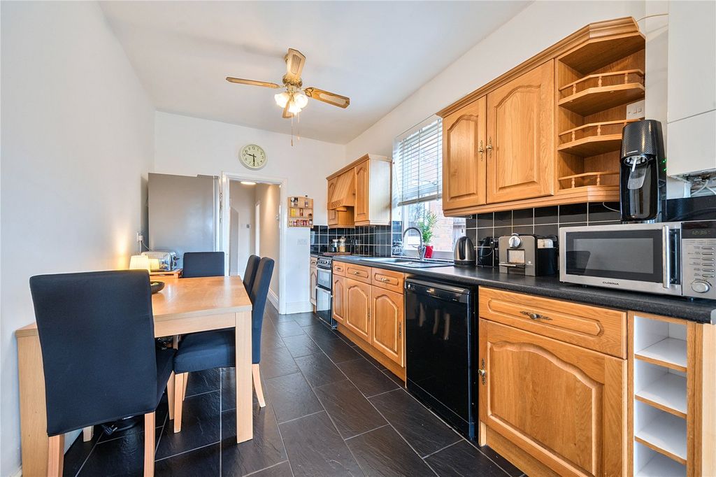 Property photo 2 of 17 Picture No. 08