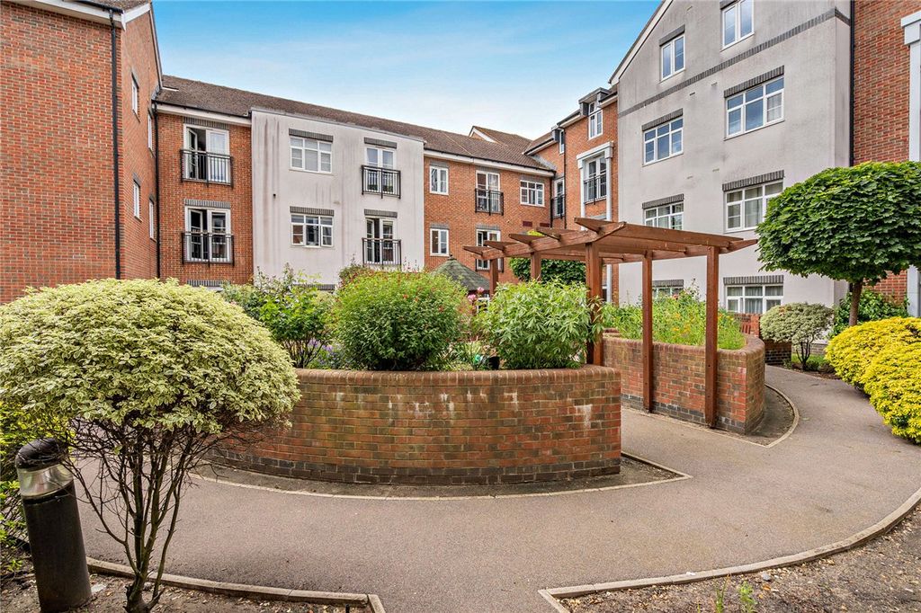 Property photo 1 of 19 Picture No. 28