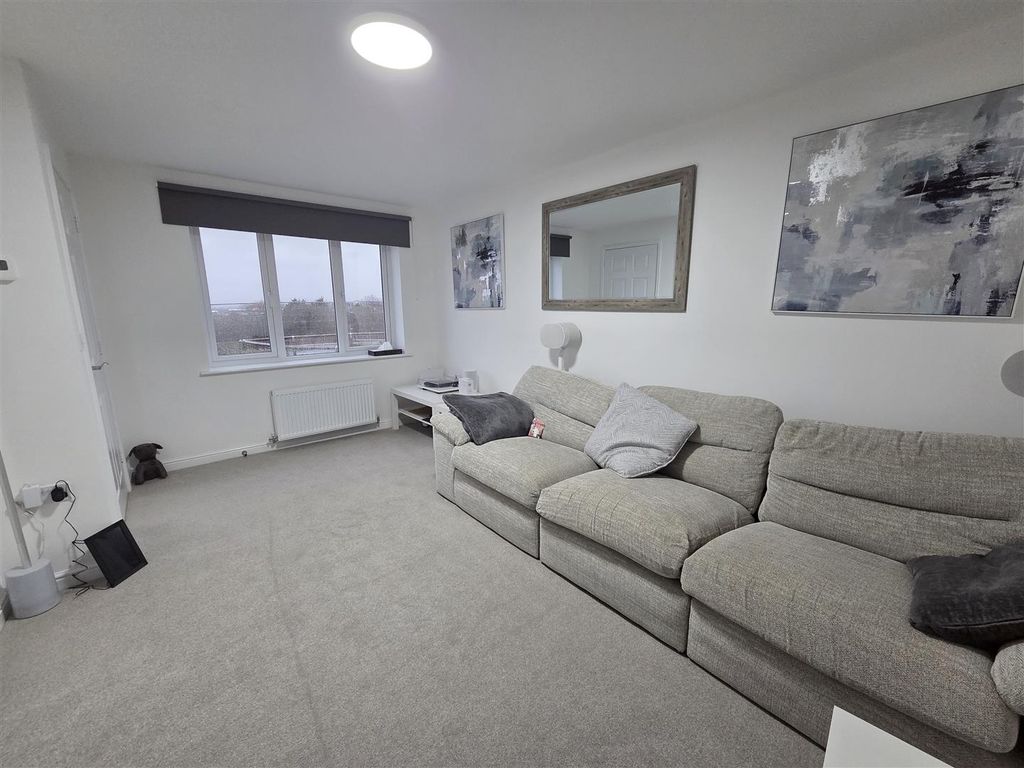 Property photo 2 of 13 20260127_094726.Jpg