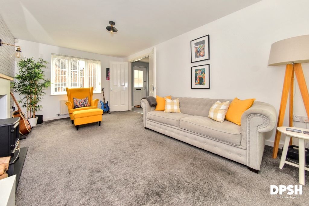 Property photo 2 of 30